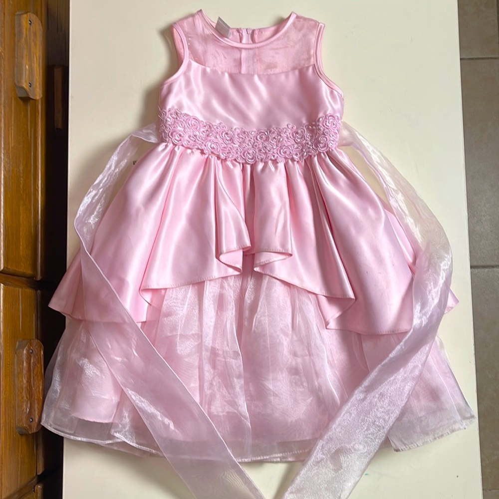 Girls Pink Formal Dress size 4 Kids Collection